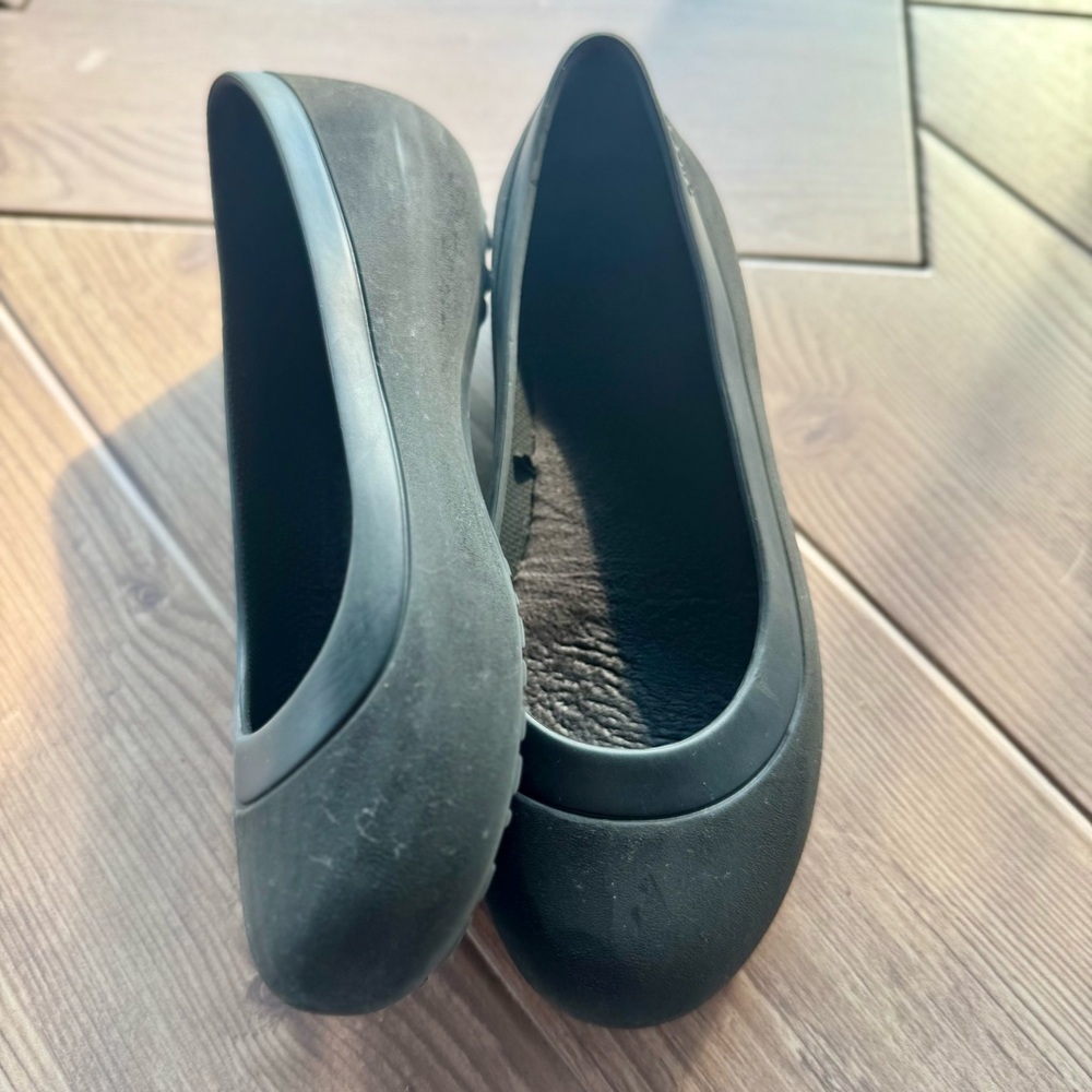 CROCS l Mammoth Lined Black Ballet Flats l Size: W8 - Picture 3 of 11
